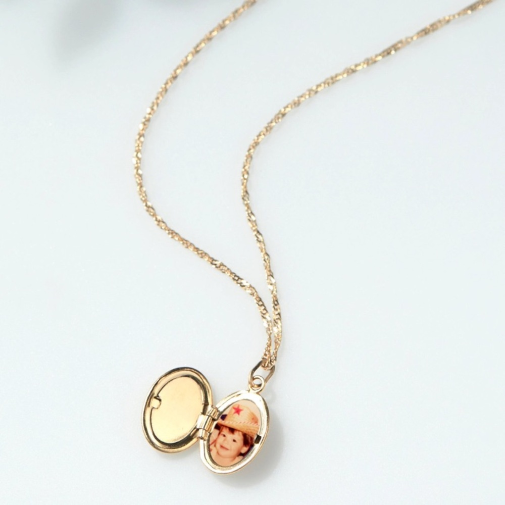 Catbird Gold Dollhouse Locket - Picture 7 of 15